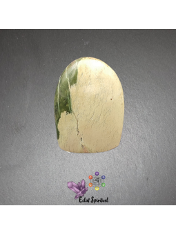Forme libre en pierre naturelle de Jade