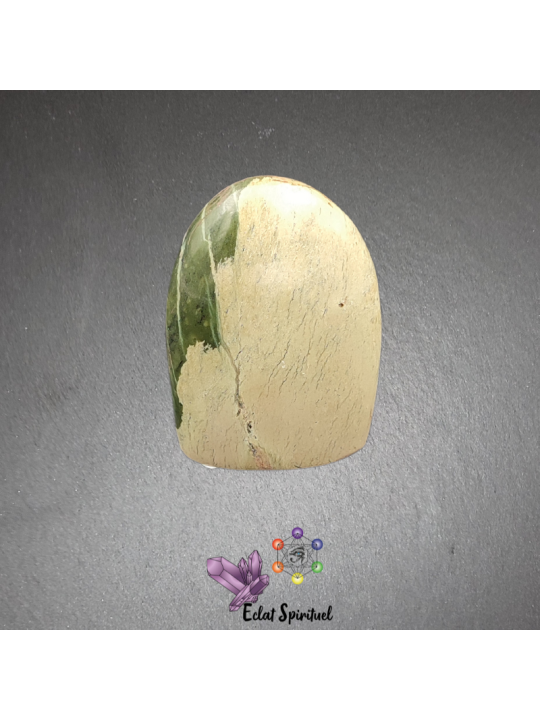 Forme libre en pierre naturelle de Jade