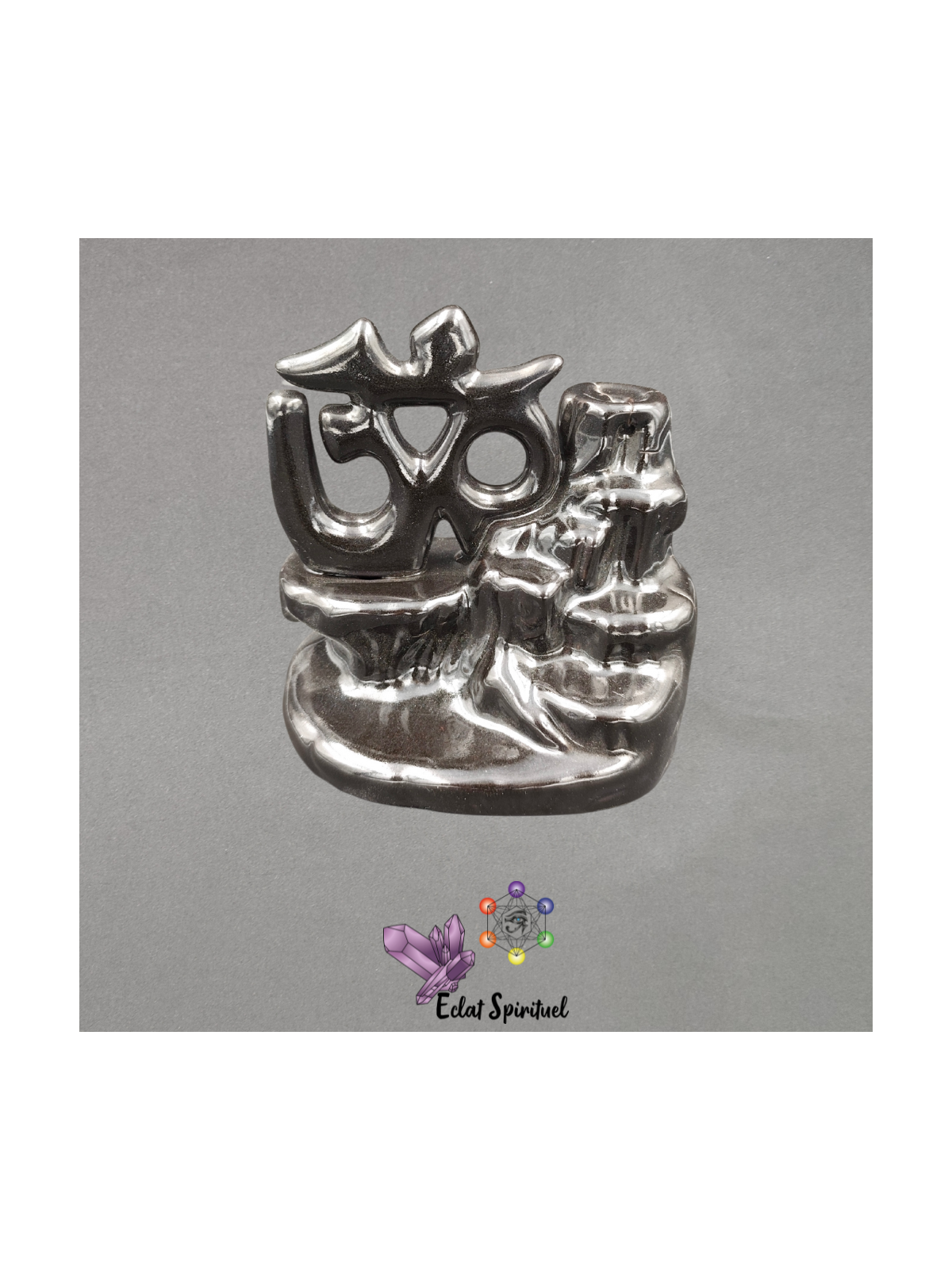 Support backflow Om céramique – 13×8×12 cm – Éclat Spirituel