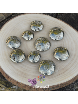 Pyrite de fer en galet