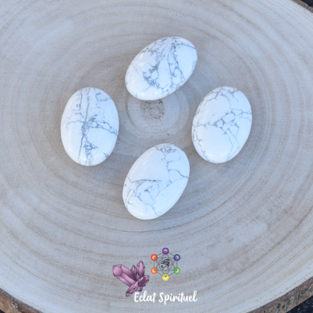Galet en howlite d'Afrique du sud
