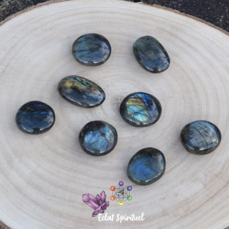 Labradorite en galet
