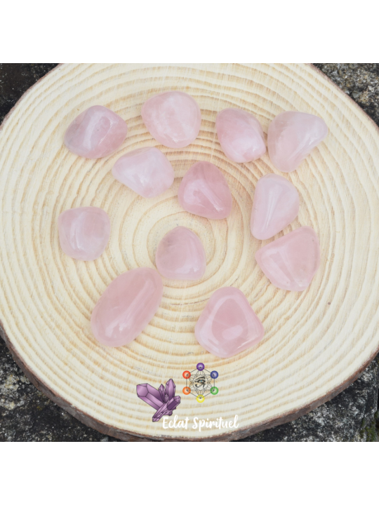 Pierre roulée de quartz rose de Madagascar