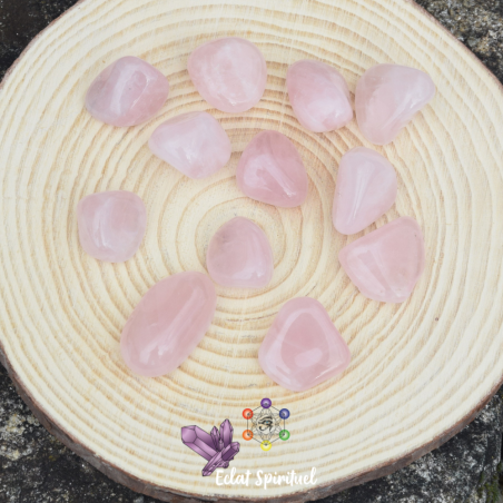 Pierre roulée de quartz rose de Madagascar