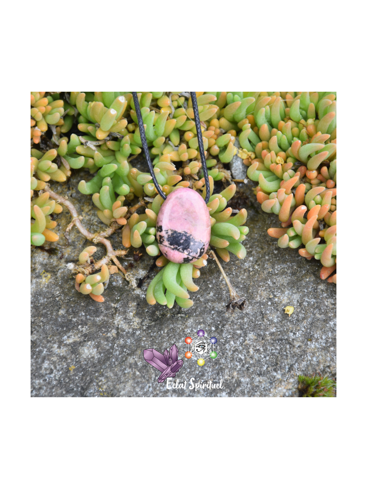 Rhodonite en pierre percée